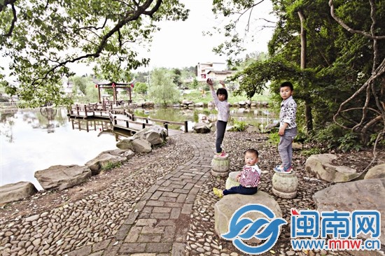 龙岩长汀南坑村对全省美丽乡村建设具典型示范意义1