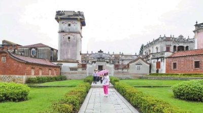 南安匠师陈南安及金门古岗匠师所承建的金门水头得月 