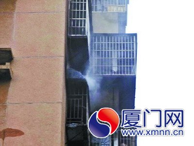 海天路一大火被扑灭后死灰复燃