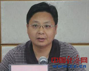 湖北孝感市房管局局长周仕刚