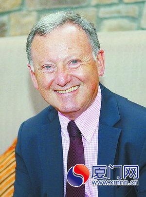 法国尼斯市副市长鲁迪·萨尔