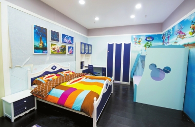 三鑫家具商场展示的儿童房