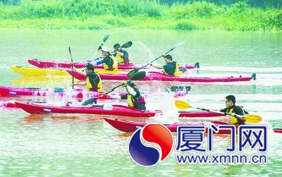 同安海峡两岸独木舟邀请赛开幕