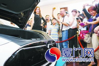 “未来神车”特斯拉厦门首秀2