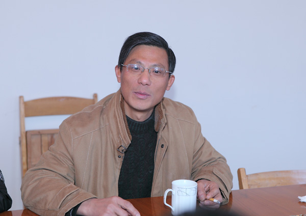 江山市新闻宣传中心主任周洪浪