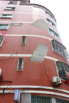 建筑外墙脱落