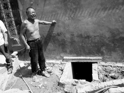 事发地点，死者家属悲痛欲绝