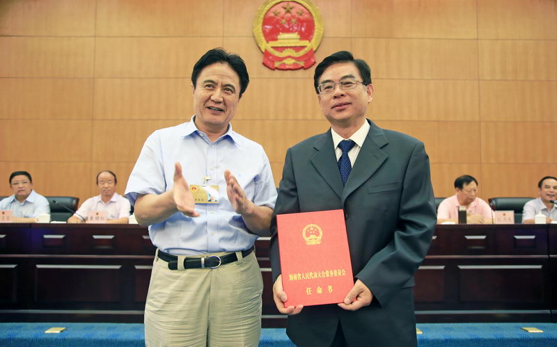 陆俊华被任命为海南省人民政府副省长