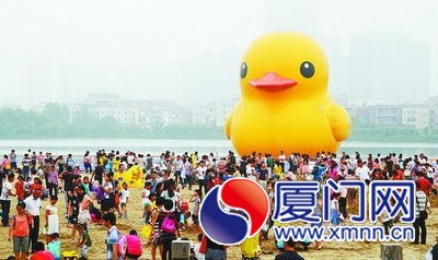 大黄鸭给海沧带来爆棚人气