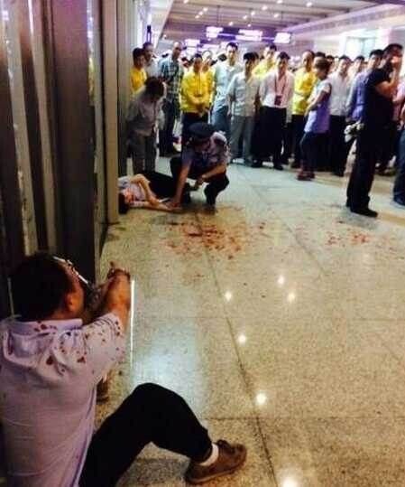 上海虹桥火车站发生血腥斗殴