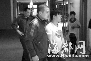 犯罪嫌疑人被抓获警方供图