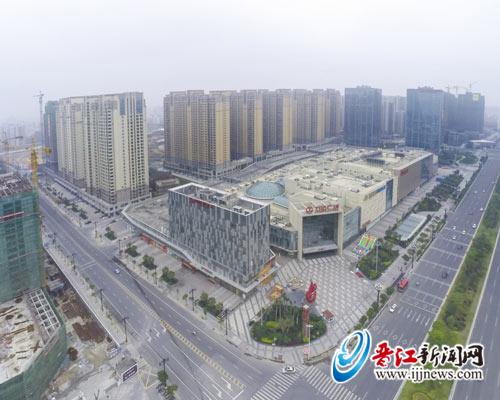 万达、宝龙等城市综合体相继落成。