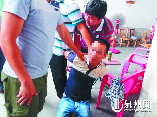 5月27日，专案组奔赴湖头镇，抓获偷盗家禽的犯罪嫌 