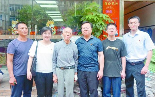 合影