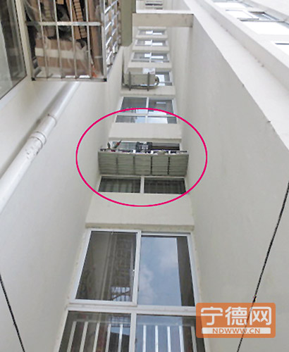 3岁男童6楼坠落奇迹生还 事发福安坂中富春山水小区