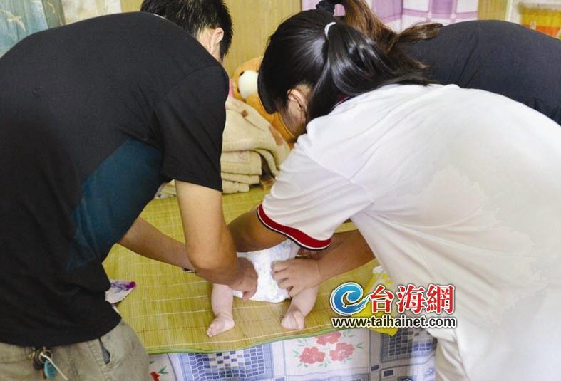 肇事司机女儿看望奇迹宝宝2