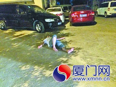 酒徒随地躺，实在危险