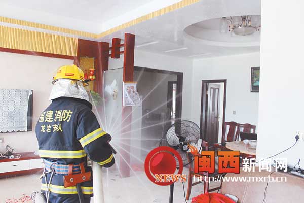 上杭：液化气瓶泄漏爆炸 祖孙俩被砸成重伤