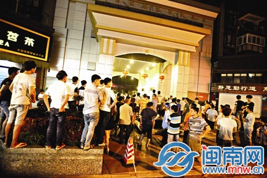 藏尸三天 五旬男子报警求枪毙 3