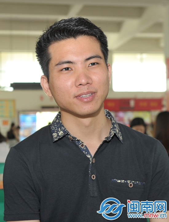 学长颜少容