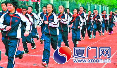 厦门市中小学生中一半以上是随迁子女