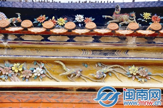 后崎新厝水车堵上的灰塑、彩陶原汁原味2