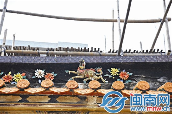 后崎新厝水车堵上的灰塑、彩陶原汁原味4