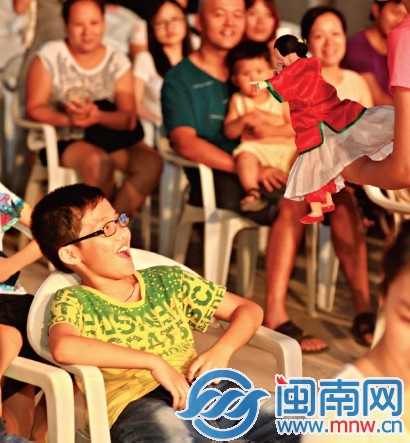 “媒婆”木偶驾到，小伙伴激动了！