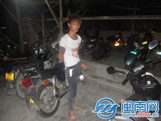 定位装置找回车 守10小时擒贼