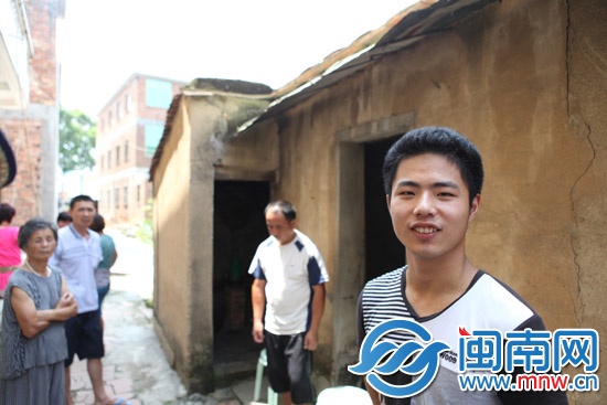 两位帅小伙的倔强青春4