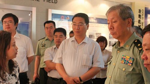 广州军区副司令员陈照海晋升中将军衔