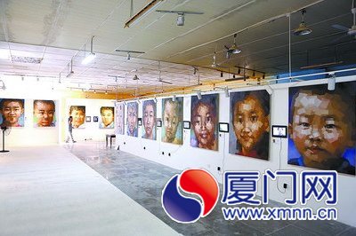 寻找失踪儿童主题艺术展