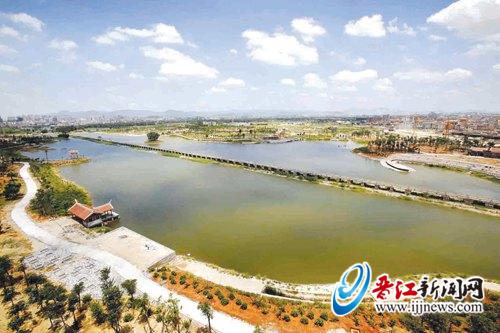 建设中的安平桥文化公园。