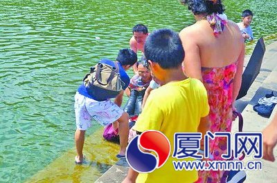 游客拍的现场照片　